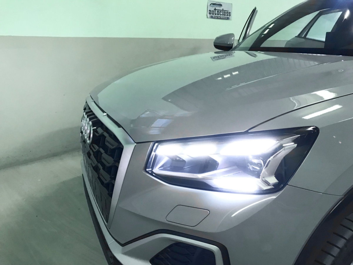 Audi Q2 Q2 35 TDI quattro S tronic S line Edition (6)