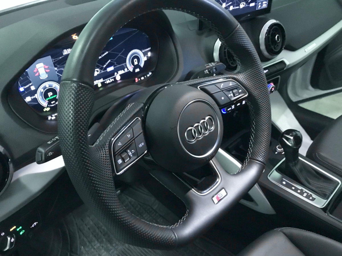 Audi Q2 Q2 35 TDI S tronic S line Edition (14)