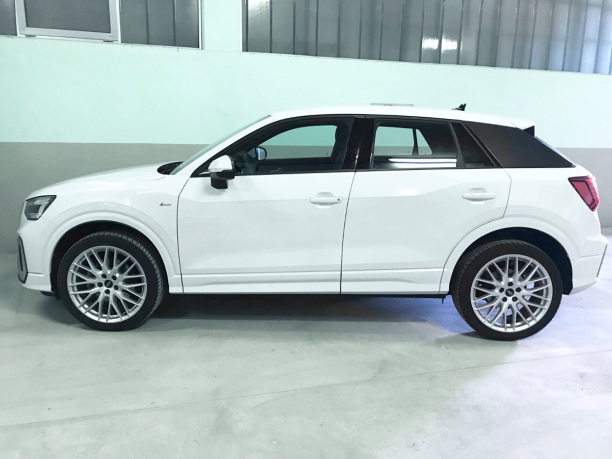 Audi Q2 Q2 35 TDI S tronic S line Edition (6)