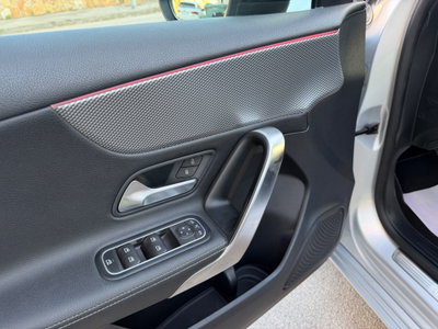 Mercedes-Benz Classe A 180 d Automatic Business (12)