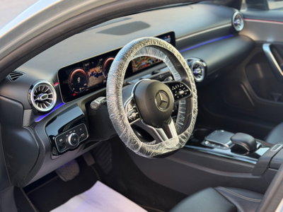 Mercedes-Benz Classe A 180 d Automatic Business (13)