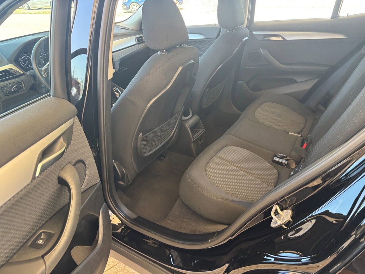 BMW X2 sDrive18d Advantage (11)