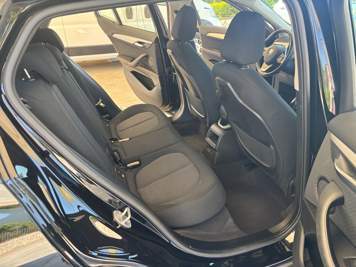 BMW X2 sDrive18d Advantage (14)
