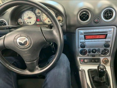 Mazda MX-5 1.8i 16V cat Phoenix (2)