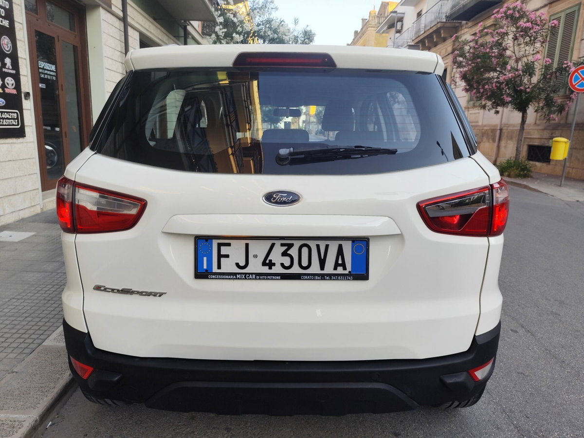 Ford EcoSport 1.5 TDCi 95 CV Titanium S (9)