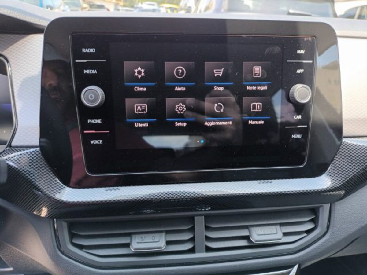 Volkswagen T-Cross 1.0 TSI Sport (12)