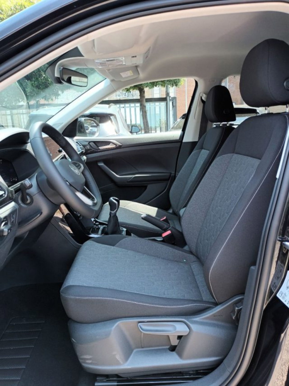 Volkswagen T-Cross 1.0 TSI Sport (7)