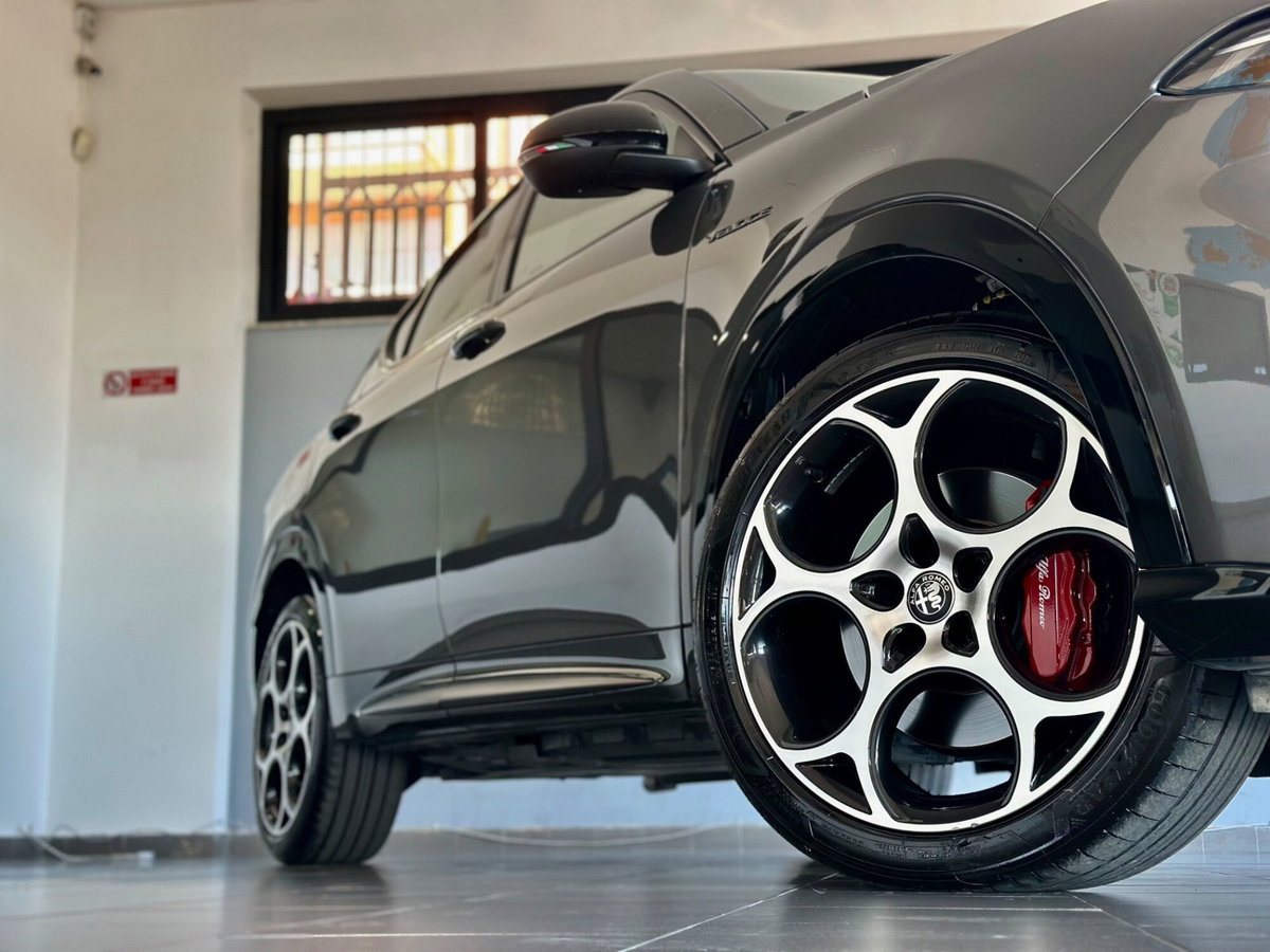 Alfa Romeo Tonale 1.6 Veloce 130cv tct6 (5)