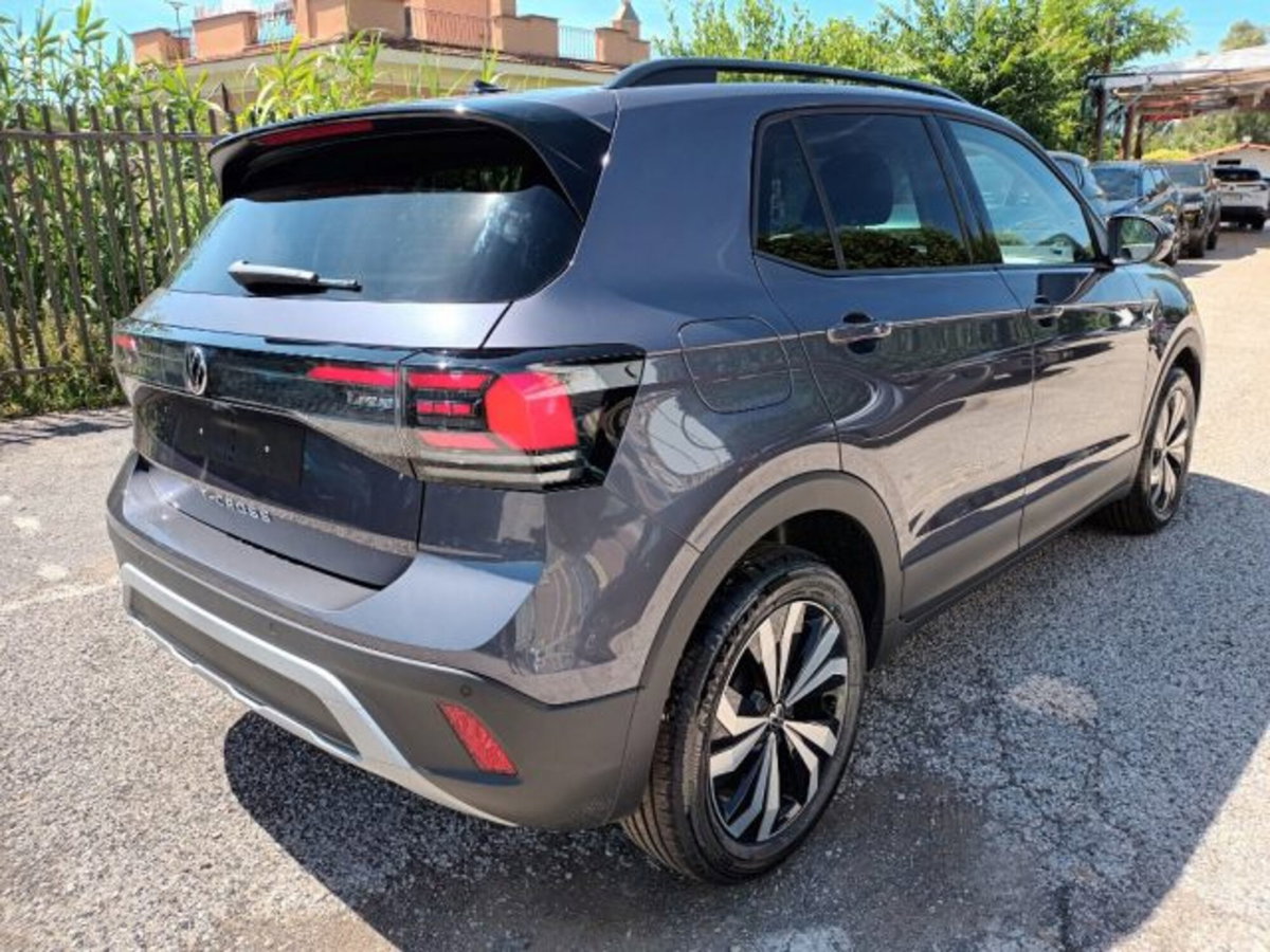 Volkswagen T-Cross 1.0 TSI Sport (6)