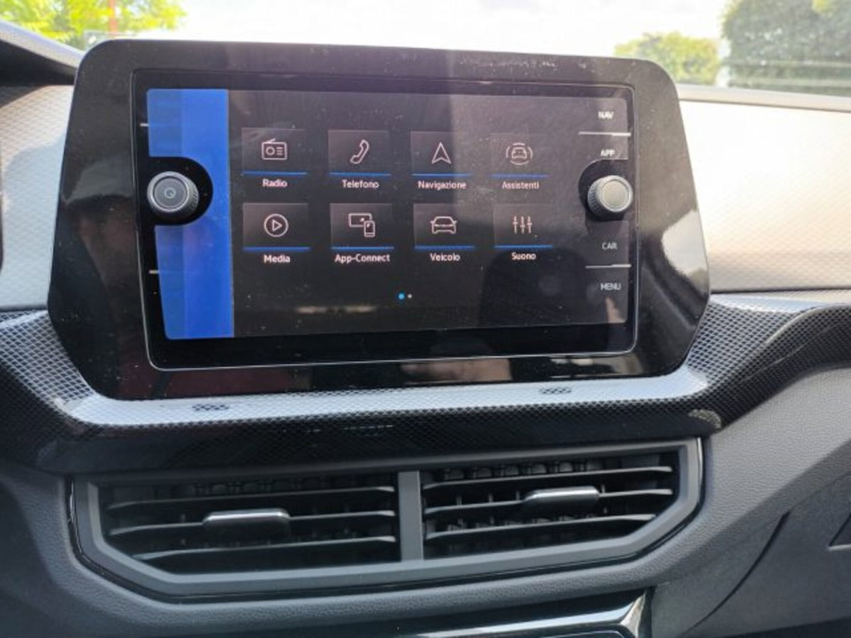 Volkswagen T-Cross 1.0 TSI Sport (12)