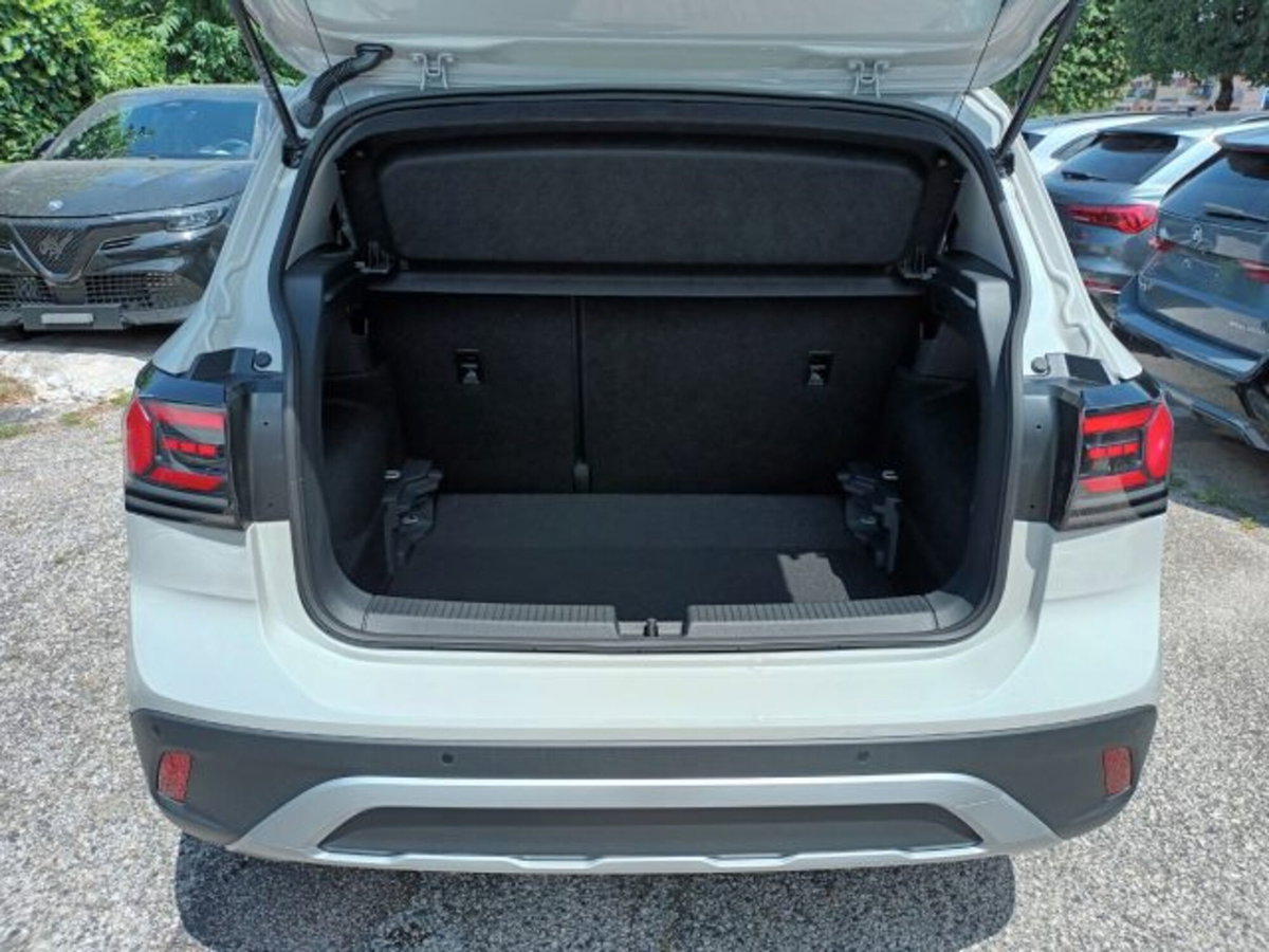 Volkswagen T-Cross 1.0 TSI Sport (15)