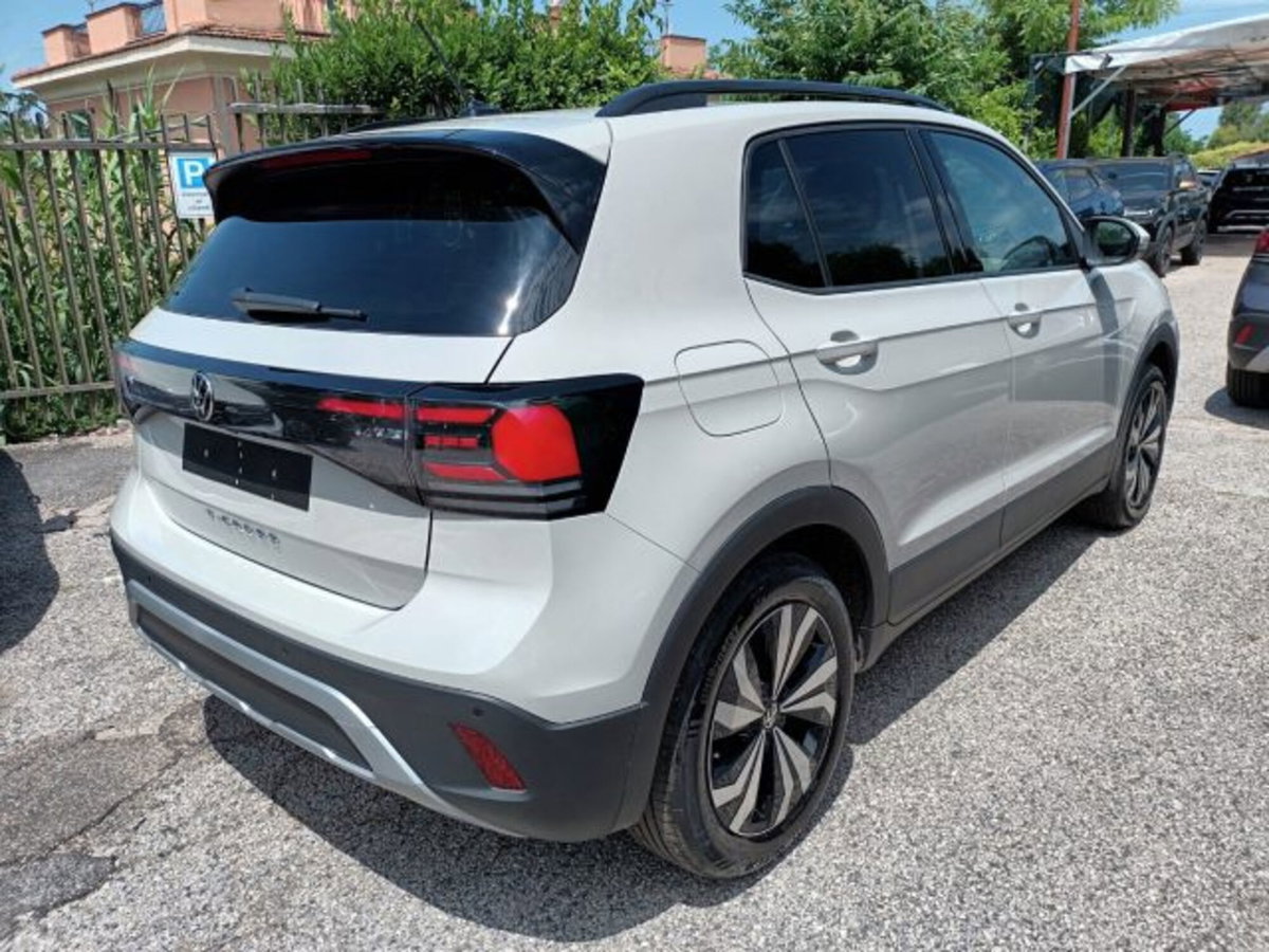 Volkswagen T-Cross 1.0 TSI Sport (6)