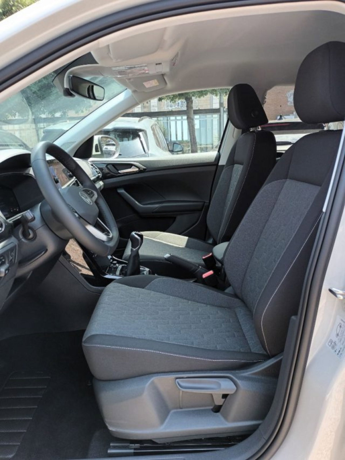 Volkswagen T-Cross 1.0 TSI Sport (7)