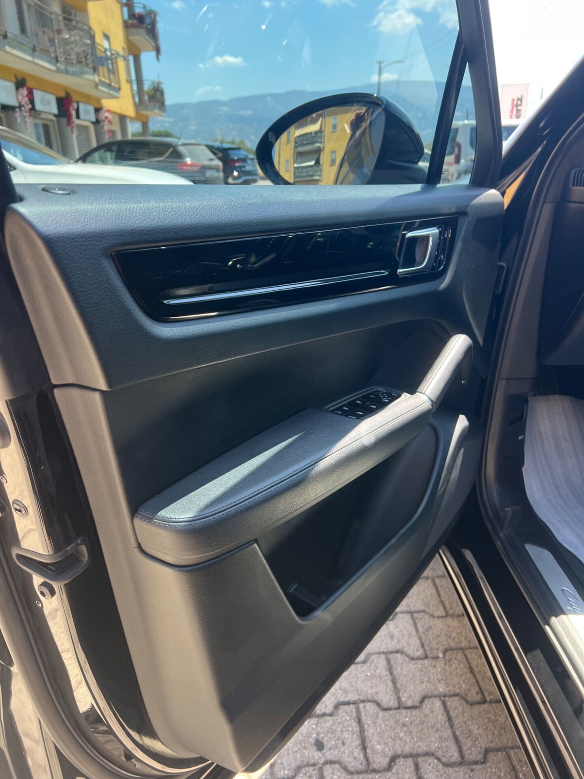 Porsche Cayenne 3.0 V6 (9)