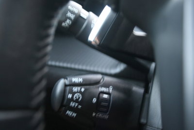 Peugeot 2008 BlueHDi 130 S&S EAT8 Allure Pack (11)