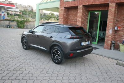 Peugeot 2008 BlueHDi 130 S&S EAT8 Allure Pack (3)