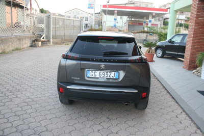Peugeot 2008 BlueHDi 130 S&S EAT8 Allure Pack (4)