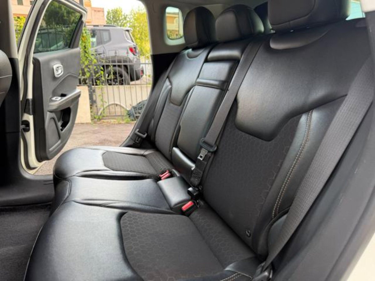 Jeep Compass 2.0 Multijet II 4WD Longitude (14)