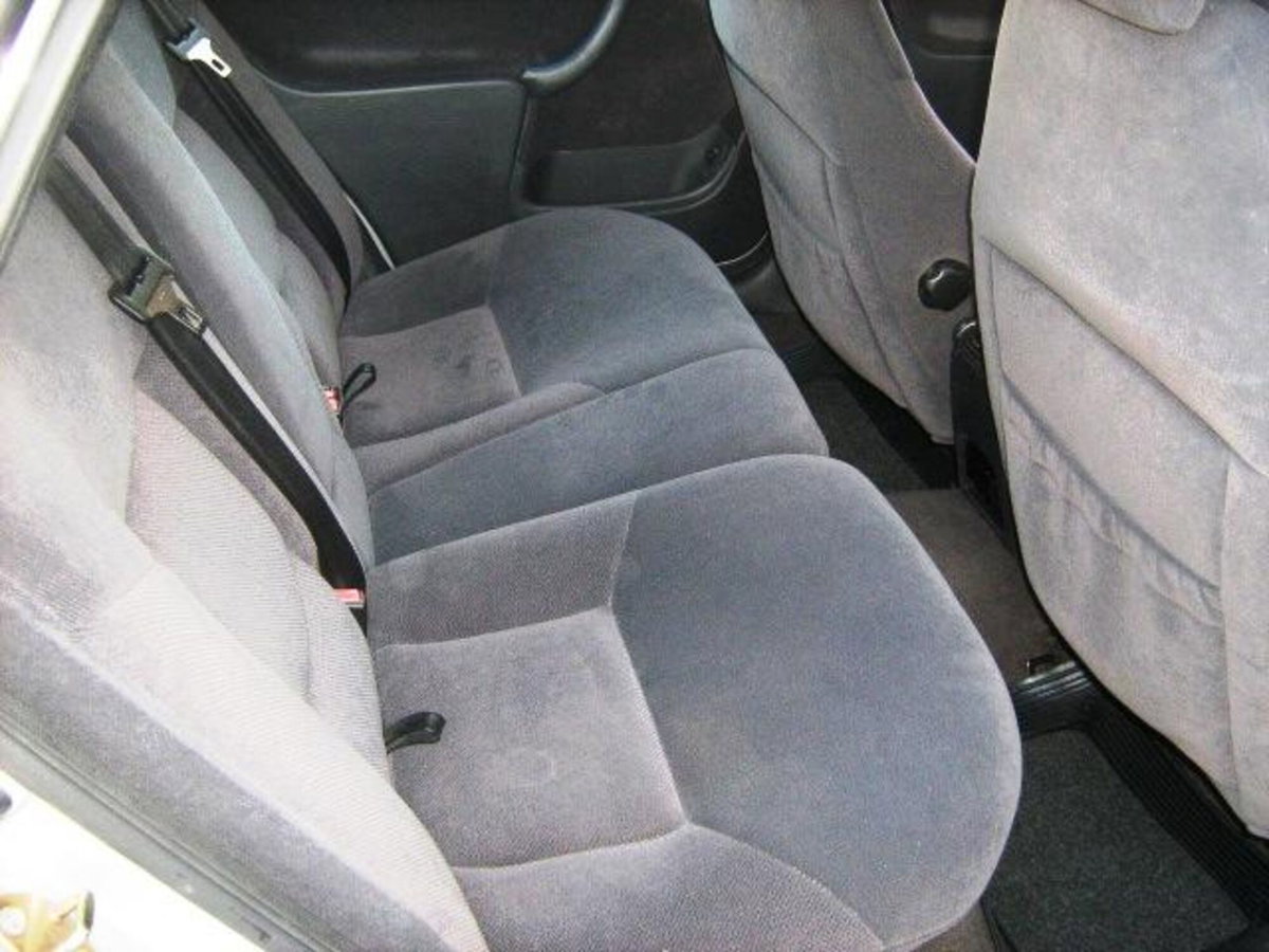 Saab 900 2.0i turbo 16V cat 5 porte S (12)