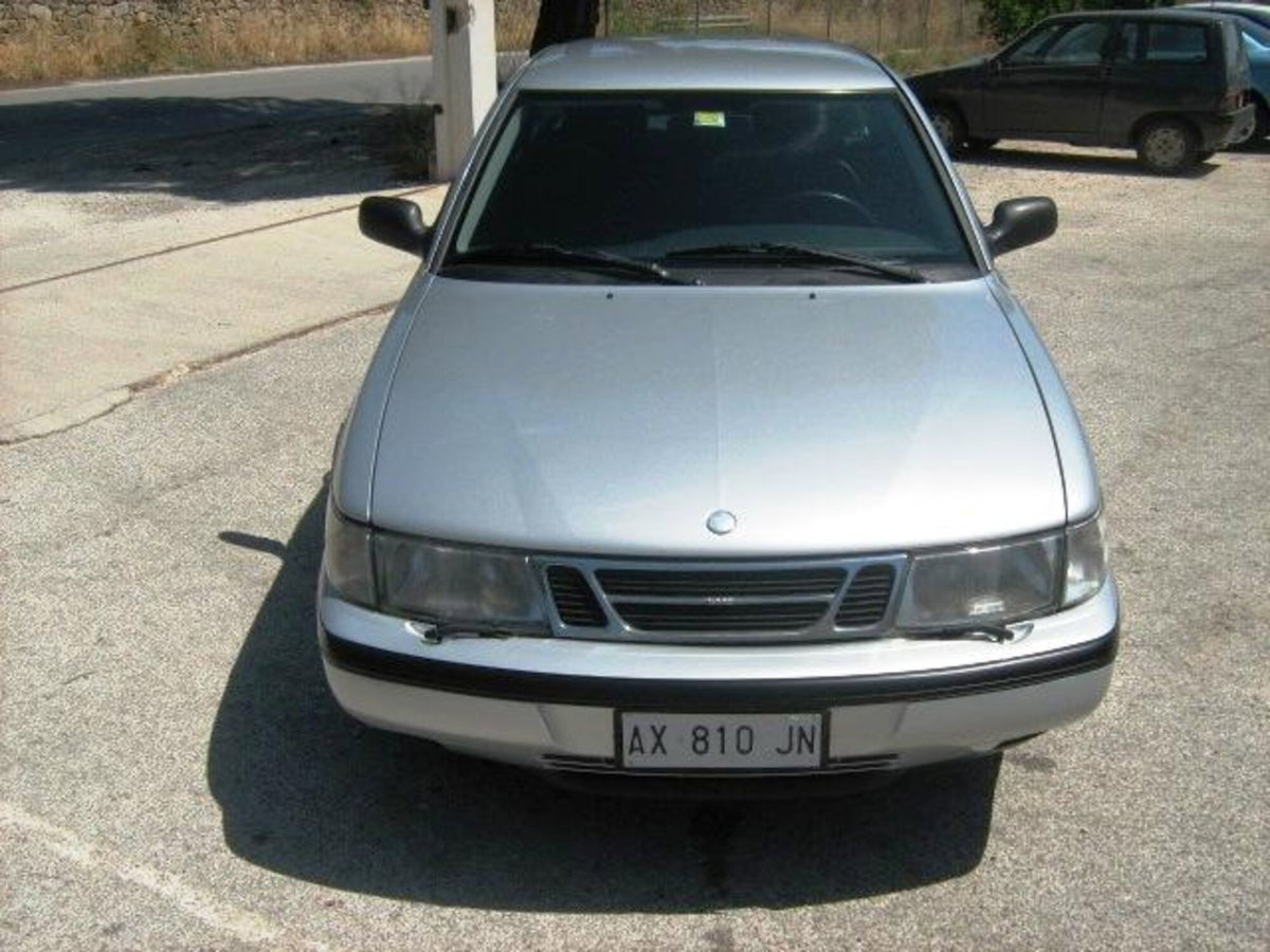 Saab 900 2.0i turbo 16V cat 5 porte S (8)