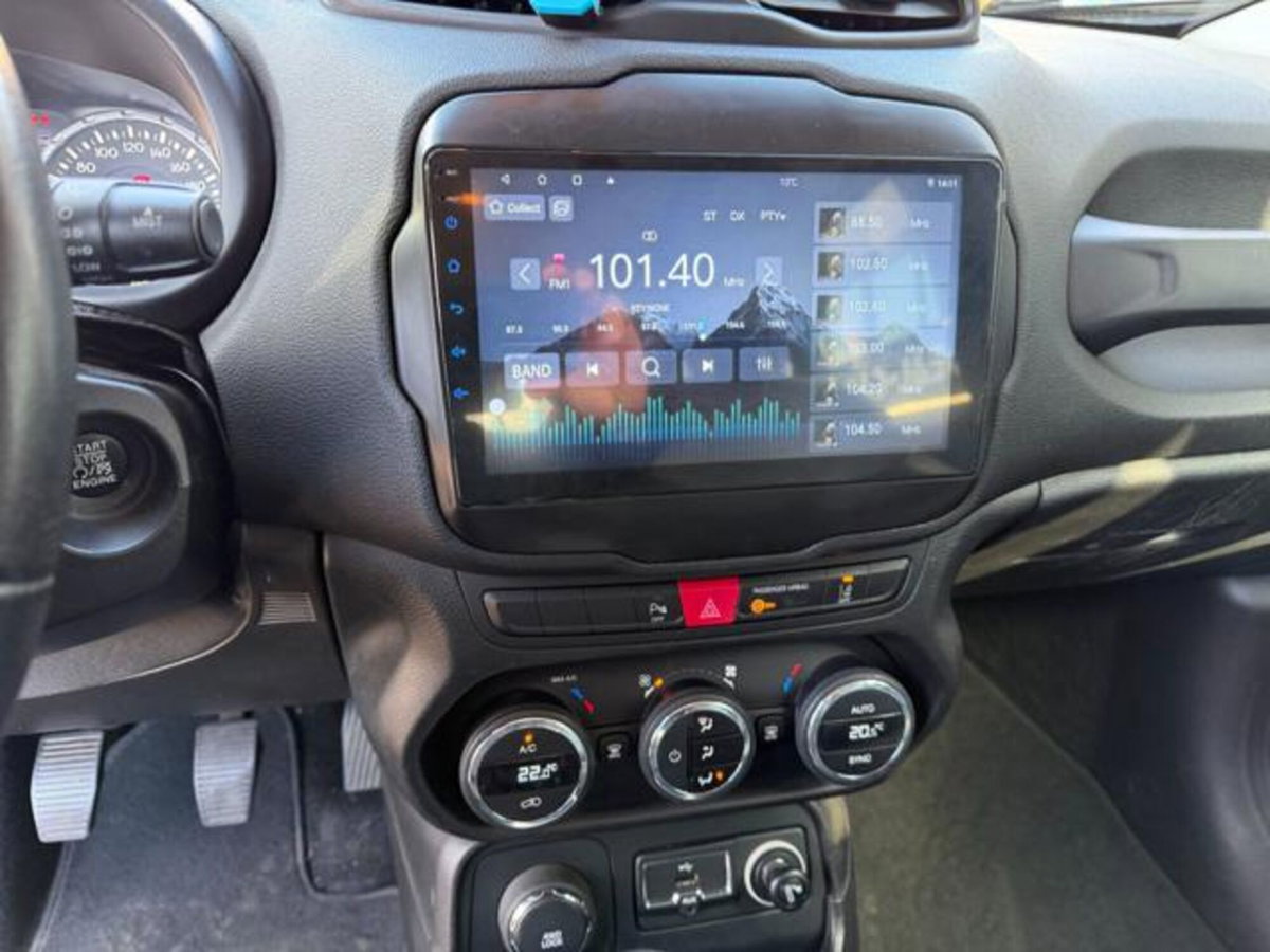 Jeep Renegade 2.0 Mjt 140CV 4WD Active Drive Limited (9)