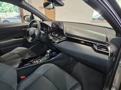 Toyota Toyota C-HR 2.0 Hybrid E-CVT Lounge (11)