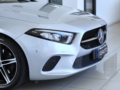 Mercedes-Benz Classe A 180 d Automatic Sport (9)