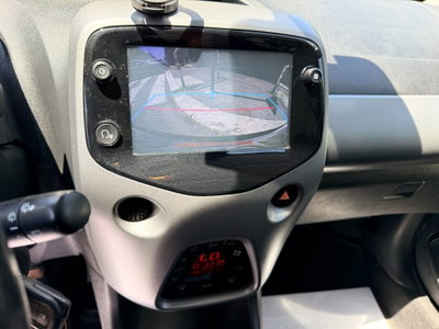 Toyota Aygo 1.0 VVT-i 69 CV 5 porte x-cool MMT (15)
