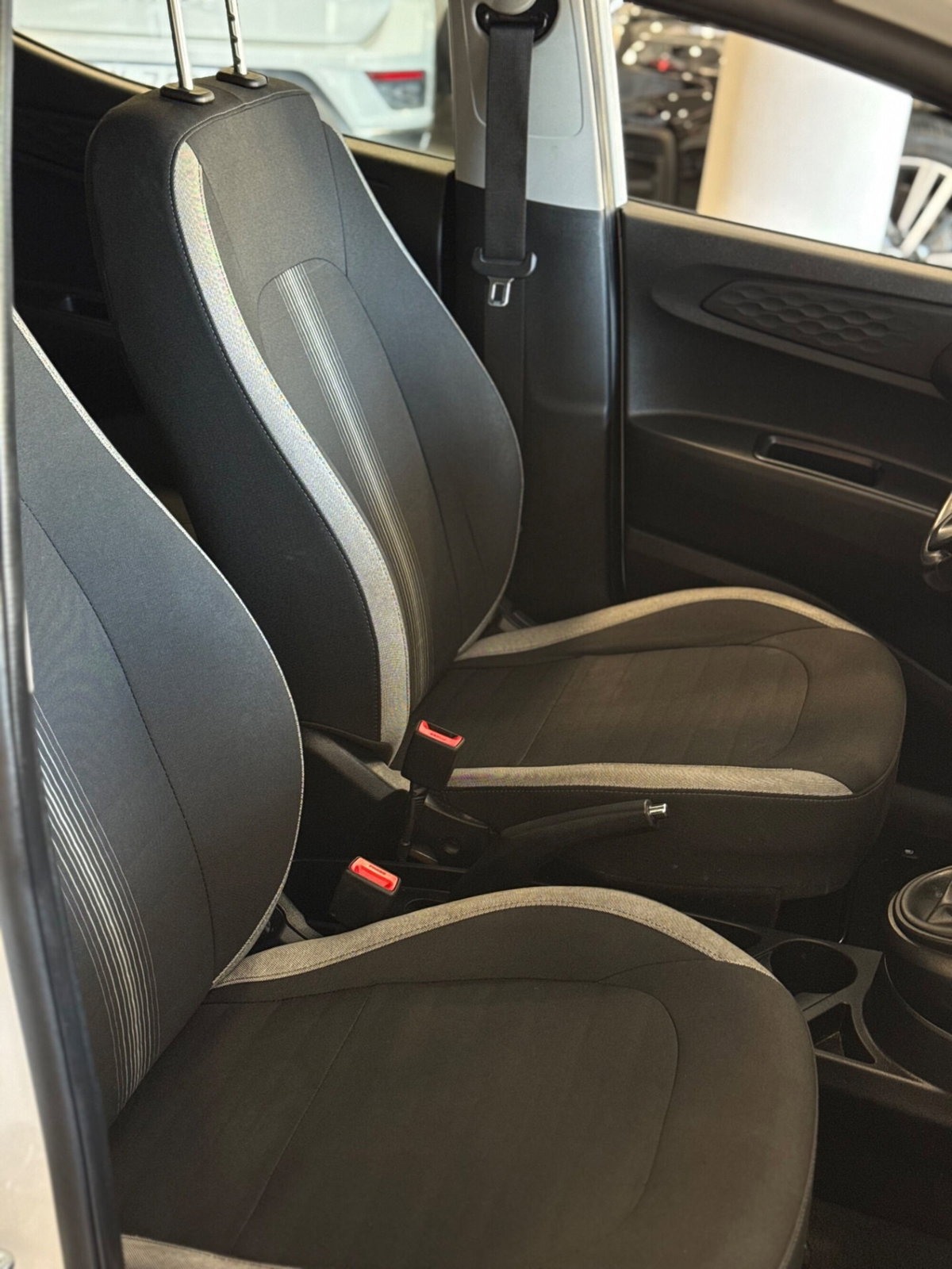 Hyundai i10 1.0 MPI AT Tech (10)