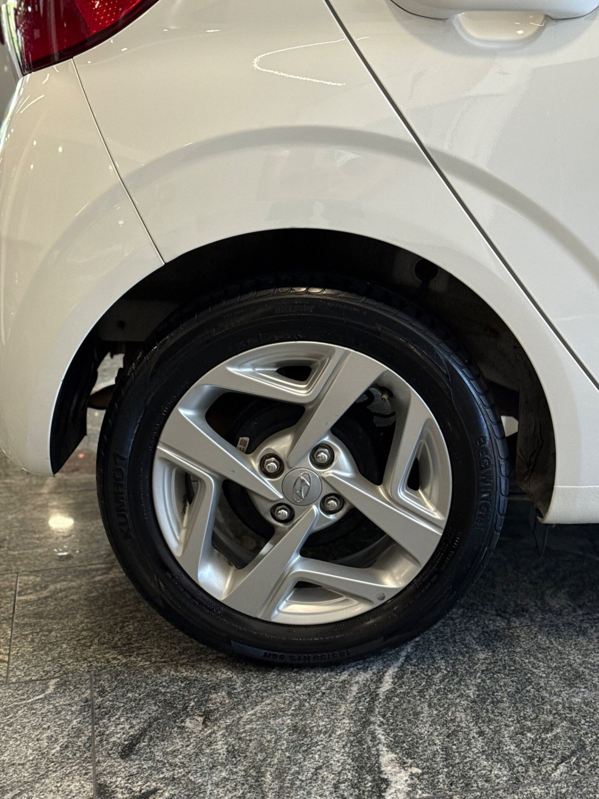 Hyundai i10 1.0 MPI AT Tech (13)