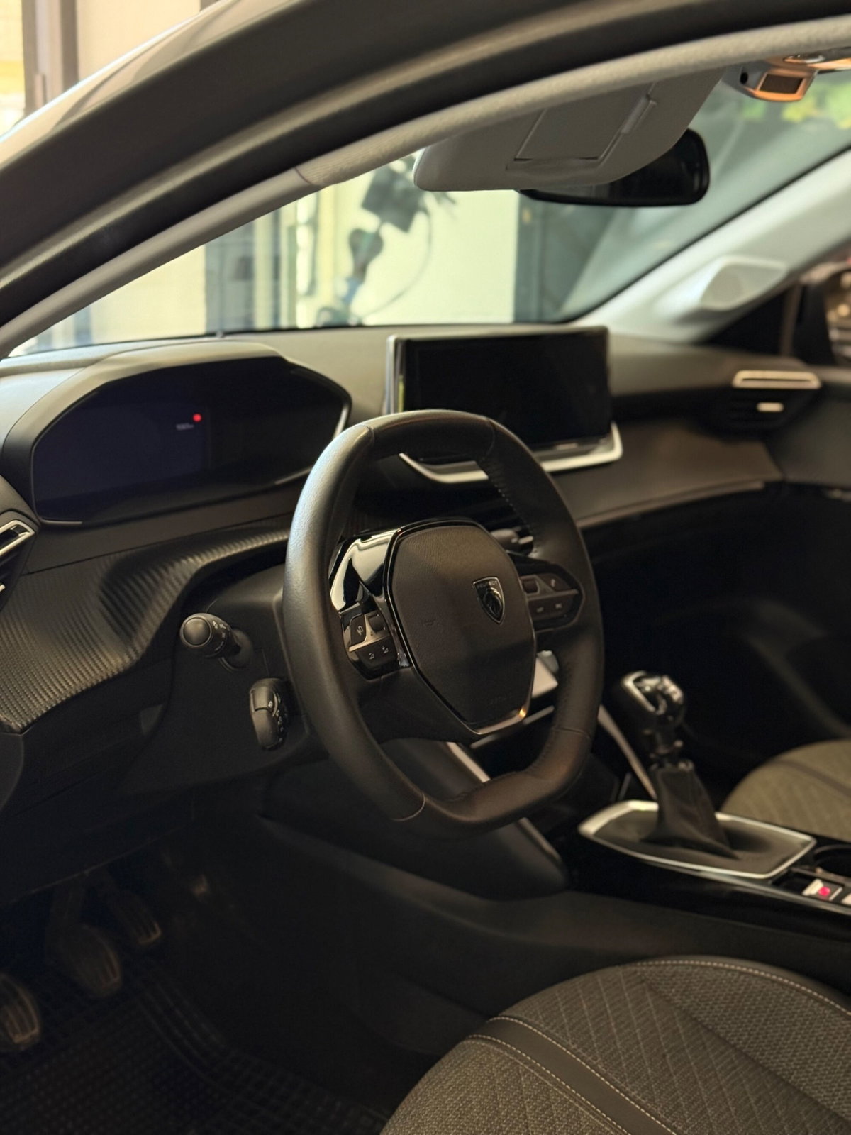 Peugeot 208 PureTech 100 Stop&Start 5 porte Allure (7)