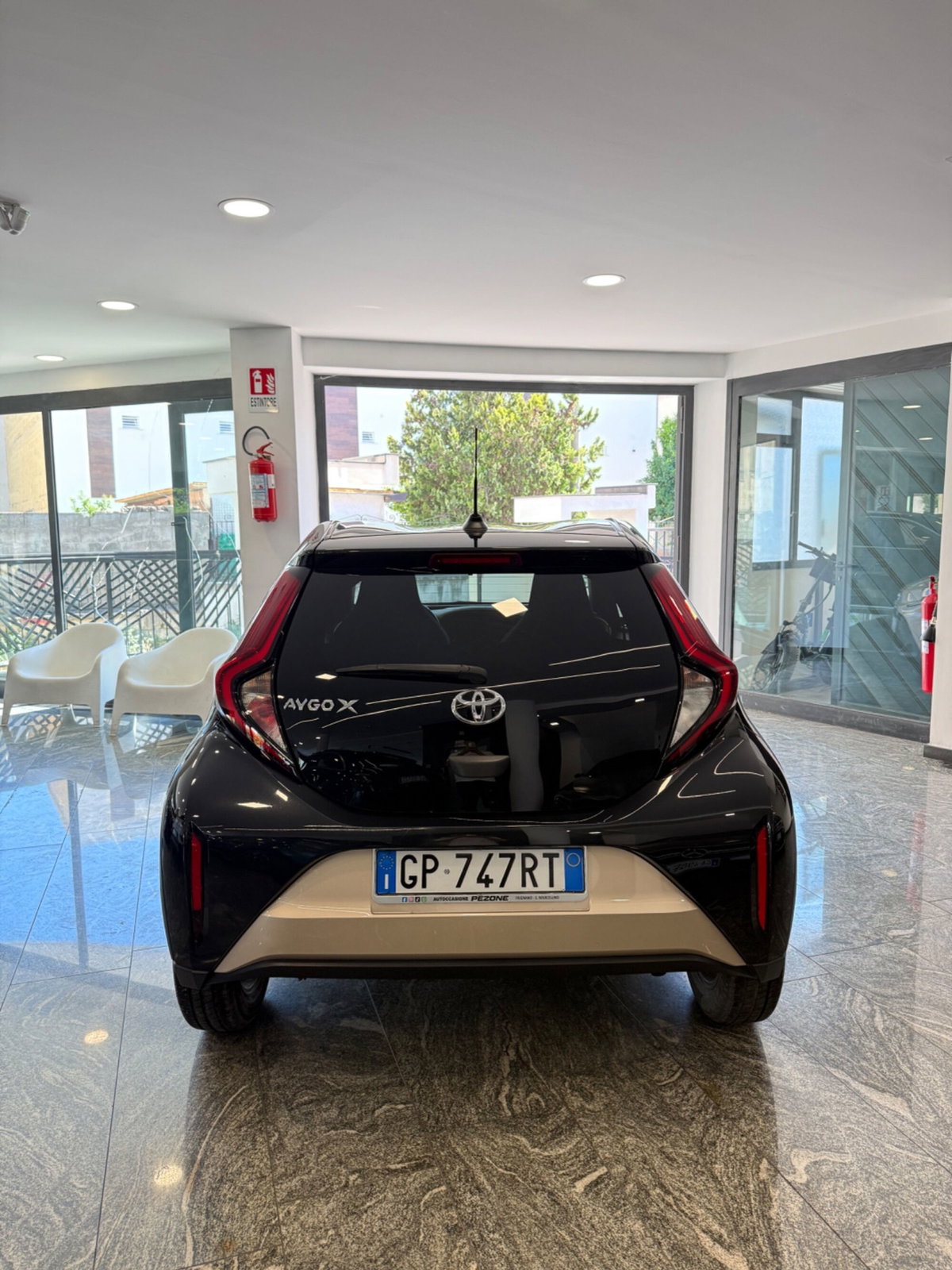 Toyota Aygo X 1.0 VVT-i 72 CV 5 porte Limited Air (3)