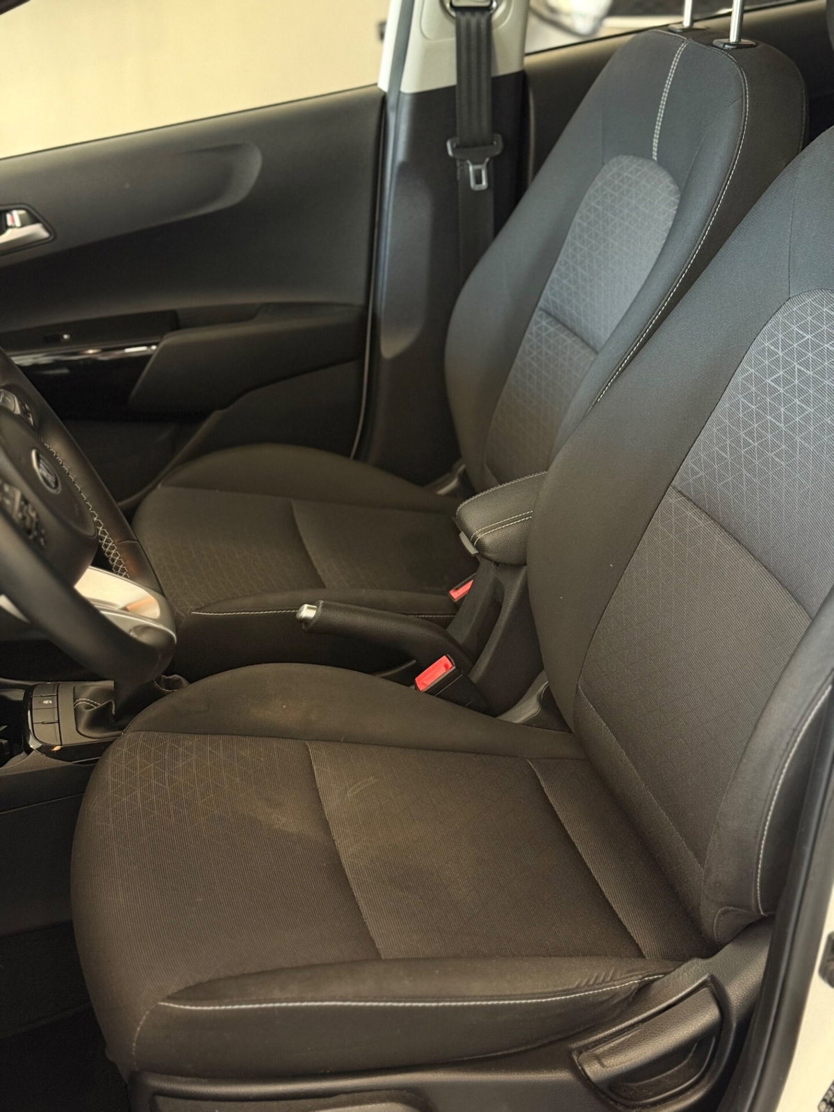 Kia Picanto 1.0 12V 5 porte AMT Style (6)
