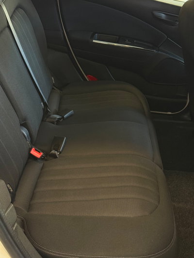 Lancia Delta 1.6 MJT DPF 105 CV Silver (12)