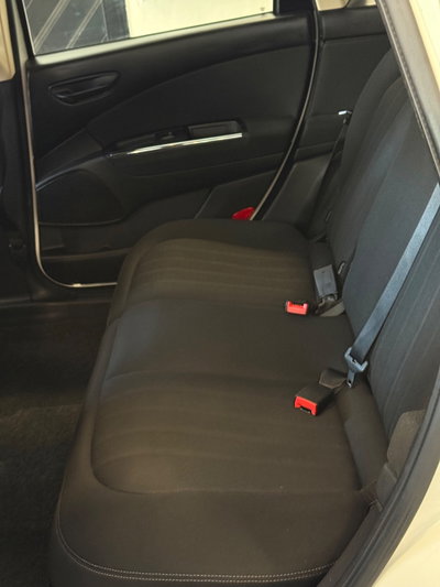 Lancia Delta 1.6 MJT DPF 105 CV Silver (9)