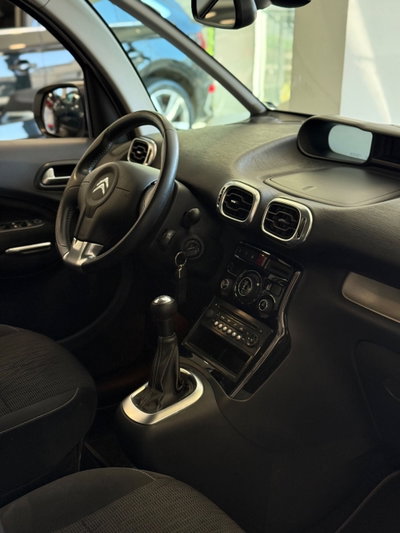 Citroen C3 Picasso 1.6 HDi 115 Exclusive (11)