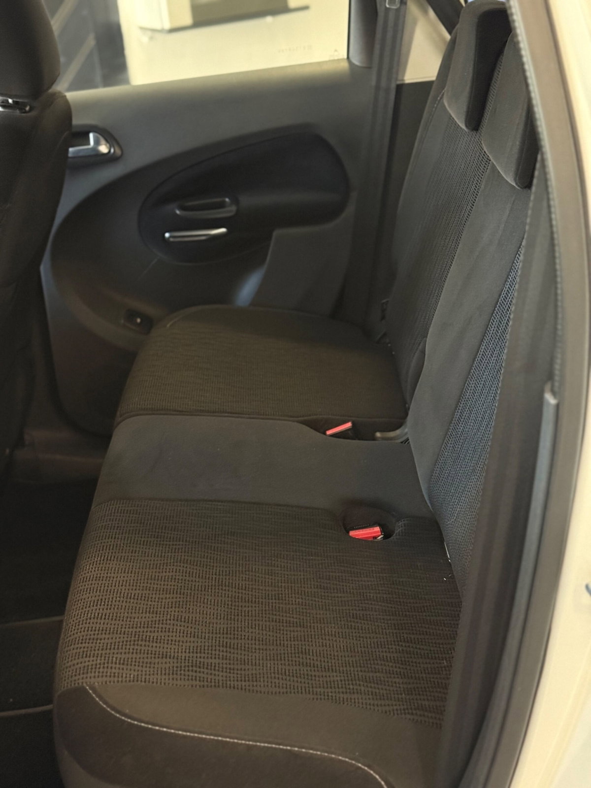 Citroen C3 Picasso BlueHDi 100 Exclusive (9)