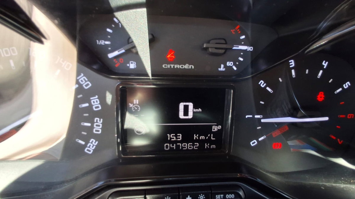 Citroen C3 PureTech 83 S&S Feel Pack (12)