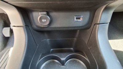Citroen C3 PureTech 83 S&S Feel Pack (9)