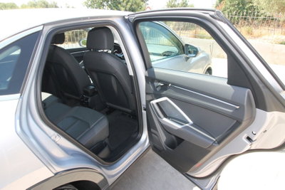 Audi Q3 Sportback 35 TDI quattro S tronic Business Plus (17)