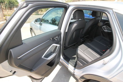 Audi Q3 Sportback 35 TDI quattro S tronic Business Plus (18)
