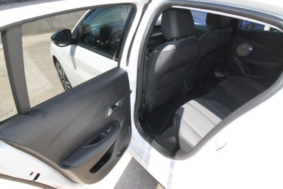Peugeot 208 PureTech 100 Stop&Start EAT8 5 porte Allure Pack (17)