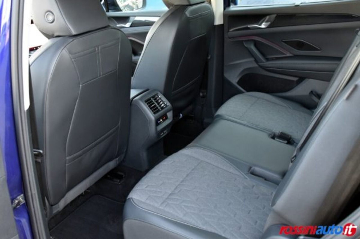Volkswagen Tayron 2.0 tdi Edition 4motion 193cv dsg (12)