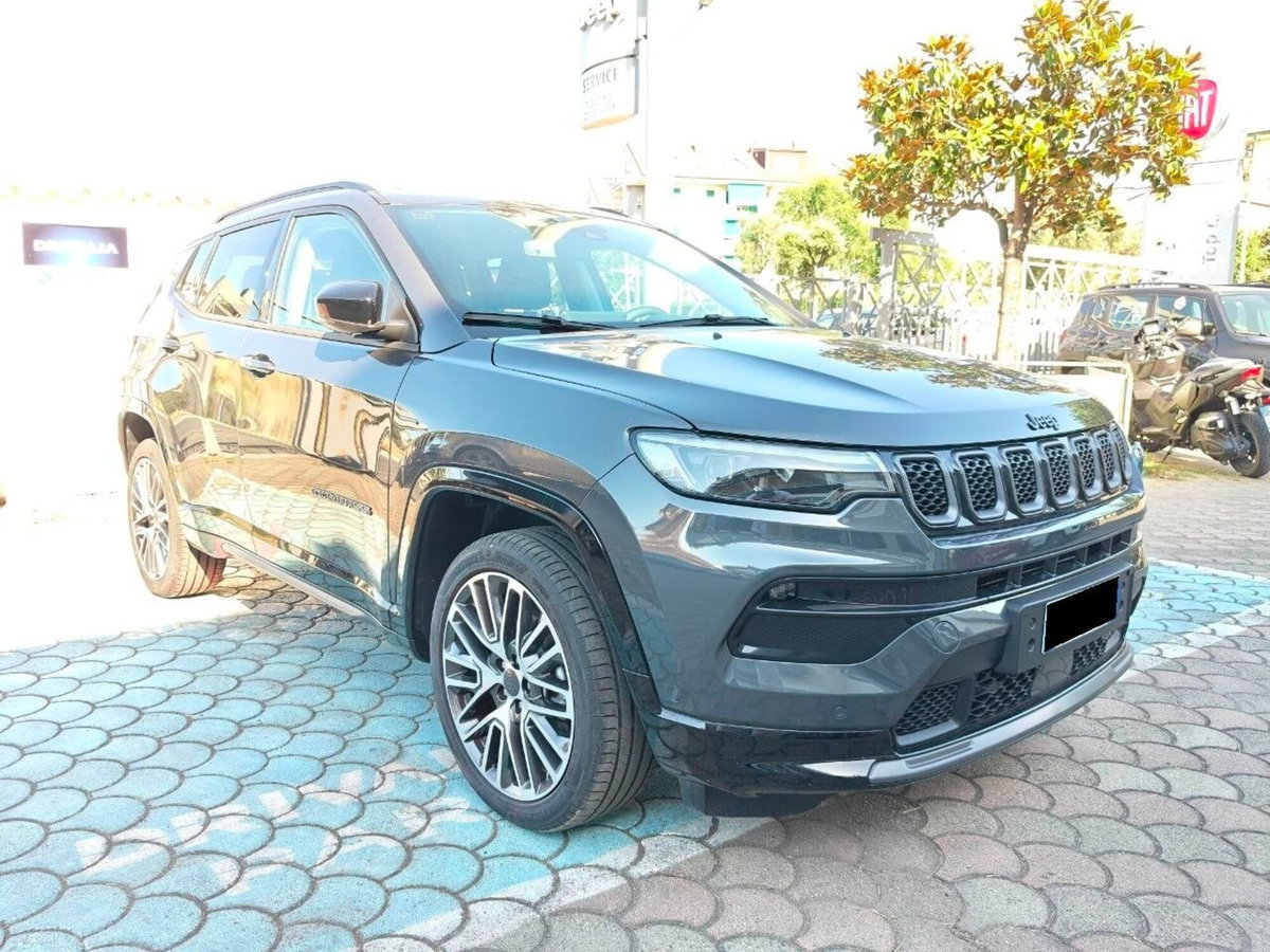 Jeep Compass 1.5 turbo t4 mhev Summit 2wd 130cv dct (2)