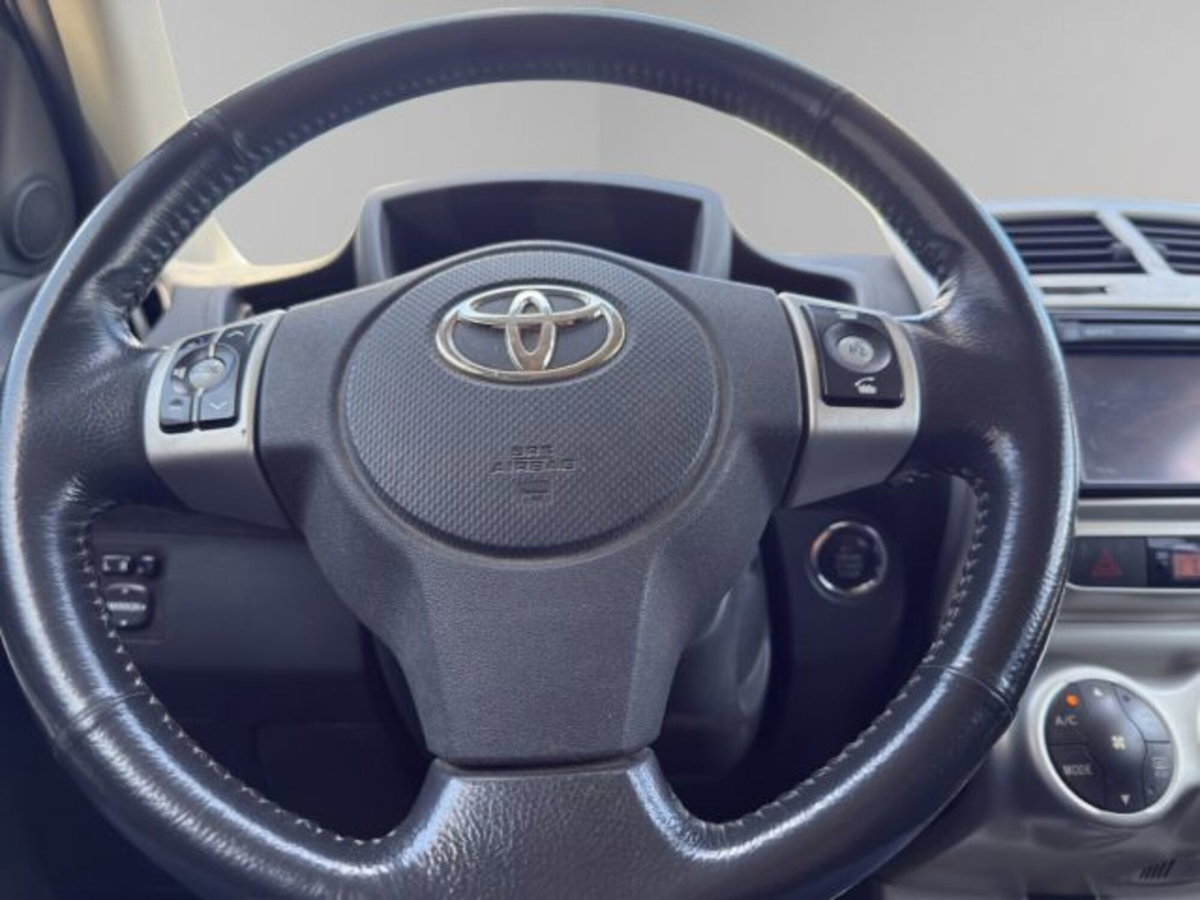 Toyota Urban Cruiser Cruiser 1.D-4D AWD (9)