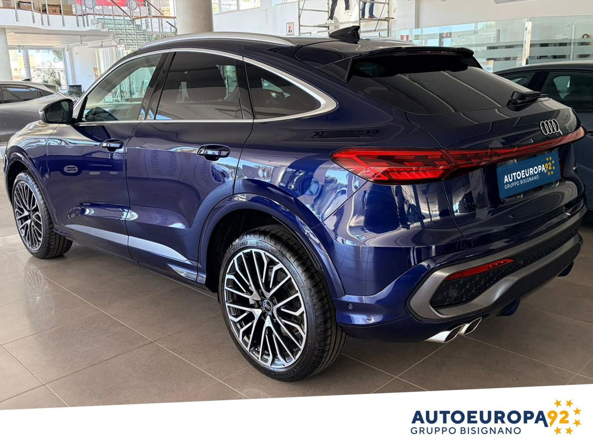 Audi Q5 Sportback Sportback 40 2.0 tdi mhev 12V quattro s-tronic (2)