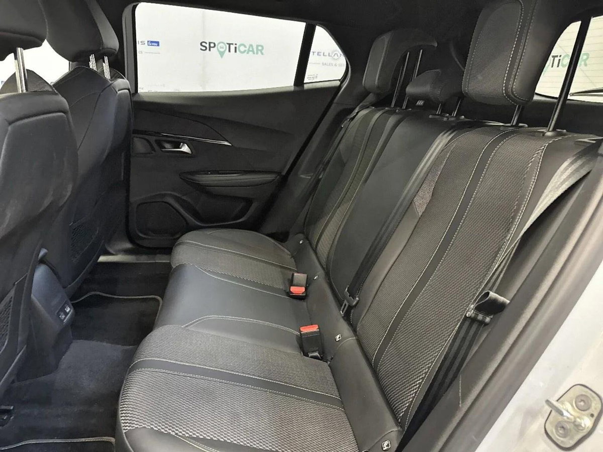 Peugeot 2008 1.2 puretech GT s&s 130cv eat8 (13)