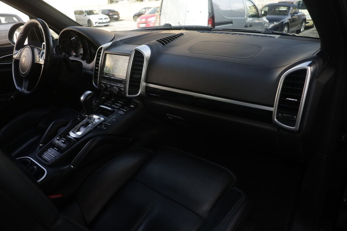 Porsche Cayenne 4.0 S Diesel (10)