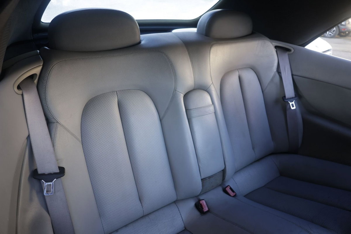 Mercedes-Benz CLK 200 Kompressor cat Cabrio Elegance Evo (12)