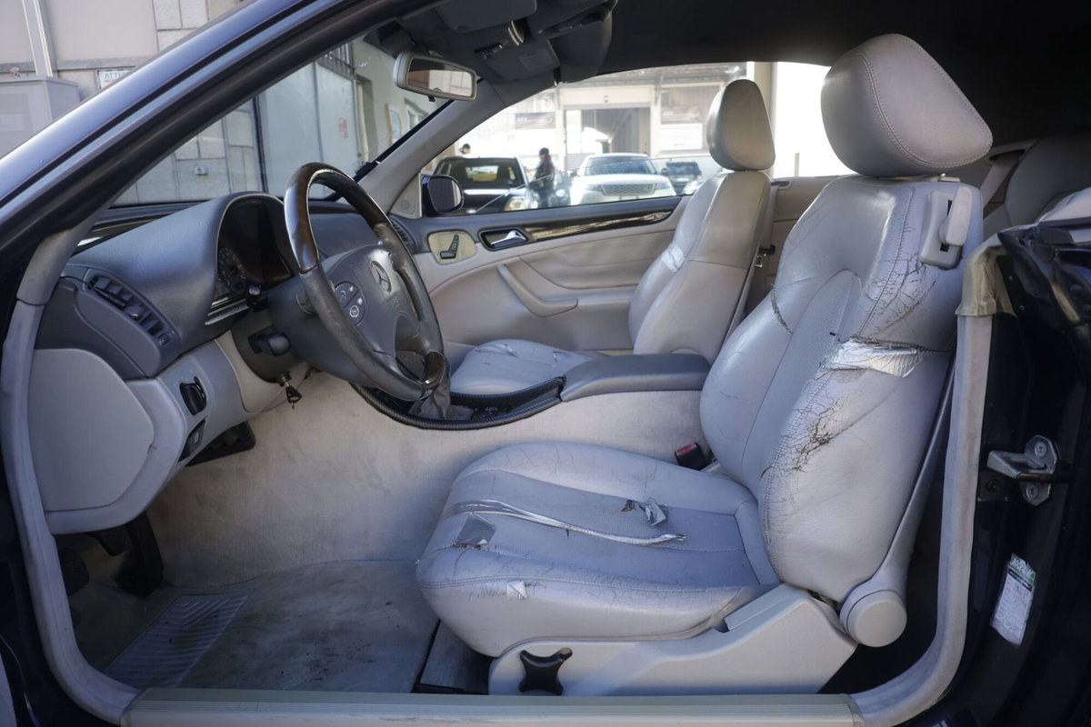 Mercedes-Benz CLK 200 Kompressor cat Cabrio Elegance Evo (17)